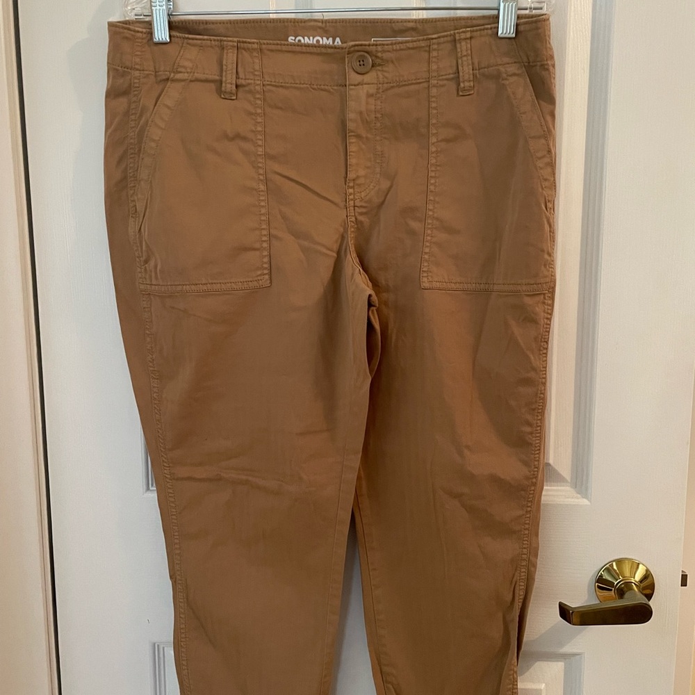 Sonoma. British tan, Size 12P.